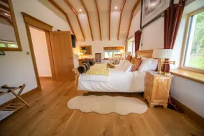 Knockderry Lodge -Private Luxury pet-friendly accommodation in Scotland with hot tub - Image 5