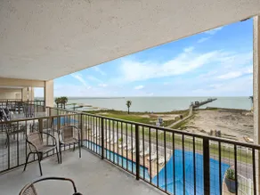 Heavenly Hill | Pet Friendly, Private Balcony! - Image 2