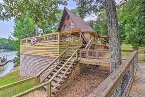 Lake Martin Cabin w/ Luxury Dock & Kayaks! - Image 3