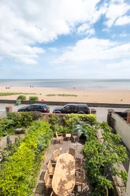 Stoney Beach - sleeps 12 guests  in 5 bedrooms - Image 2