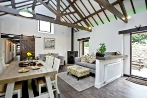 The Barn in Lanhydrock, Bodmin - Image 2