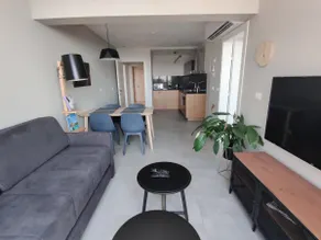 Luxury Apt. w/Amazing Sea & Forest View - Image 2