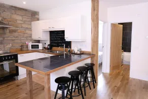 Stable Cottage - Free Breakfast - Sleeps 4 Pateley - Image 3