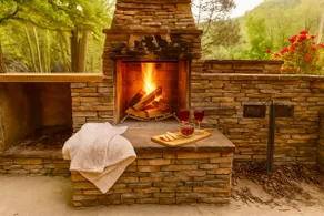 River Frontage♥Outdoor Fireplaces♥Hot Tub♥3 King Masters♥Secluded♥Easy Access - Image 5