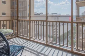 2BR/2BA | Walk to Aquarium & Stadium - Image 4