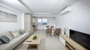 Apartments Mi&Ni - One Bedroom Apartment with Jacuzzi and Sea View - Image 5