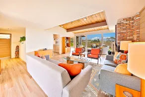 La Jolla Lookout est perchée au-dessus d'un canyon privé surplombant l'océan Pacifique - Image 3