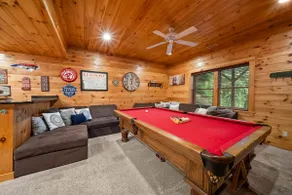 Authentic Log Cabin in Heart of the Mountains - Image 5