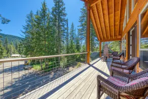 Charming home with hot tub fireplace & W&D - in great Government Camp location - Image 2