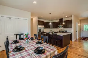One Level Home with Hot Tub, Close to Downtown - Image 3