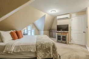 New Downtown 3BR / 2 Bath, f��r 7 Personen, großer Garten, aktualisierte Küche, Haustiere ok - Image 5