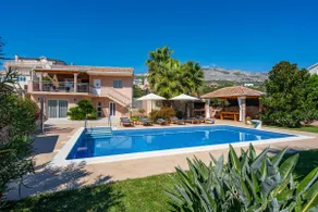 Villa Antura with private heated 50sqm pool, 3 bedrooms, 3 bathrooms, and gym - Image 3