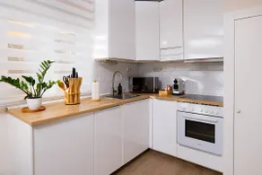 Cozy 2BR Duplex - 2 min. walk to Plaza Santa Ana - Image 2