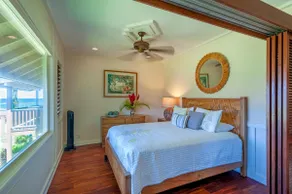 Romantic beachfront resort, updated inside! - Image 4