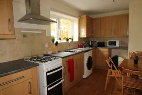 Cowsley House - Image 3