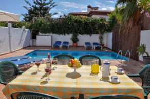 Nerja Paradise Rentals - Villa Los Leones - Image 3