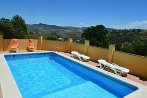 Vacation home with a private pool in Granada. - Image 2