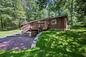 Hike, Hunt & Unwind: Cozy Cabin Near Hersheypark - Image 2