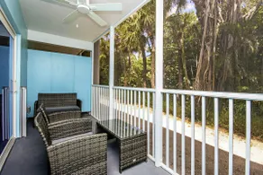 Relaxing 1BR Sanibel Beach Retreat Colony Inn 08 - Image 2