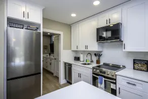 Relax & Unwind 1BR Near Beach Colony Inn 41 - Image 2