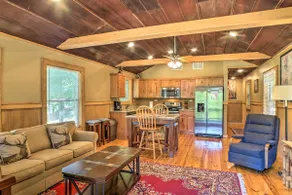 The Treehouse at Kudzu Cove Cabins Resort - Image 5