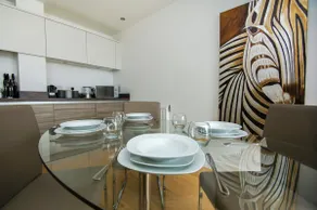 Orion Marina Sea View | by Brighton Holiday Lets - Image 4