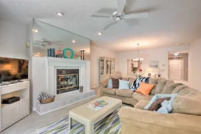Condo on Lake Keowee w/ Resort Amenities & Pool! - Image 4