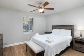 Close to Campus – Unbeatable Location - Image 2