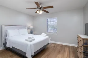 Close to Campus – Unbeatable Location - Image 5