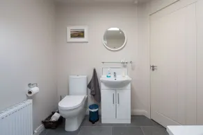 The Anchor Apartments - Image 4