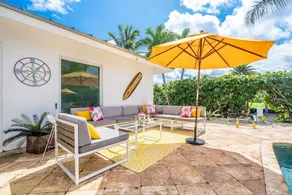 Location Location! JUST LISTED Delray Beach Tropic Paradise w / Pool-Intercoastal! - Image 4