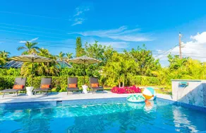 # 7 PalmsResort ~ Pool - Image 3