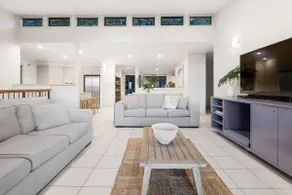 Currumbin Beachside Retreat - Image 3
