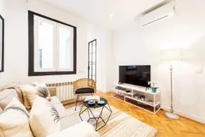 Exclusive apartment next to Cristal Palace. Atocha - Image 5