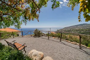 Southern Sunny House by an island apart - Image 5
