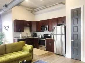 Spacious Loft in HEART of Downtown Music City! 406 - Image 2