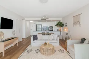 Kirra Surf 508 - Enjoy Kirra beachfront luxury - Linen Provided - Min. 3 night stays! - Image 3