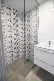 Modern Studio at Guesthouse Mars - Image 4