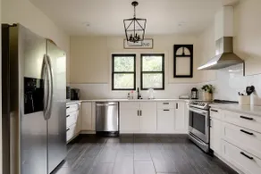 SE 24th Farmhouse | 4BR/2BA | Sleeps 8 - Image 2
