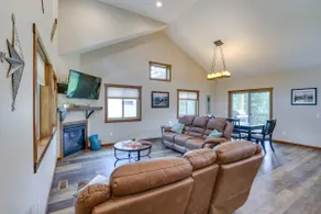 Family-Friendly Lead Cabin Near ATV/Snowmobiling - Image 3