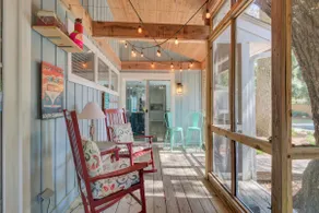 Screened Porch Island Country Living - Entspannen Sie sich in diesem schönen Haus. Haustier betrachtet - Image 2