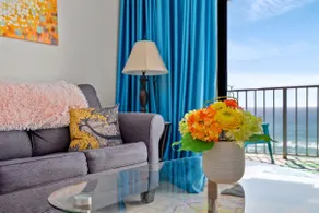 Ny notering!  Beachfront * 1 BR 1. 5 Bath * Strandstolservice ingår! Ombyggda! - Image 3