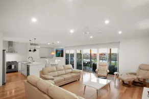 108 Madaffari Drive - Juste à côté de la station et WIFI - Image 3