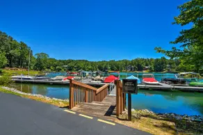 Lake Keowee Resort Condo w/ Balcony & Pool Access! - Image 3