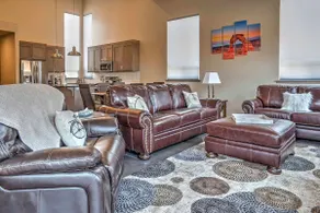 Upscale Moab Home w/ Red Rock Views & Hot Tub - Image 5