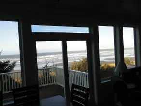Bluff House - Image 4