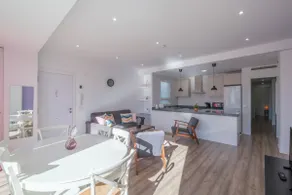 Modern Penthouse with Private Terrace - Image 5