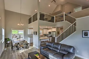 Heart of Black Hills Home by Mickelson Trail! - Image 2