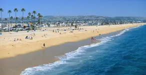 Costa Mesa/Newport - Fast WiFI - Work Stations - Free Parking - Self Check In!  (CM-1) - Image 5