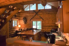 Cascade Log Cabin | Mt Rainier, WIFI, Log Cabin - Image 4